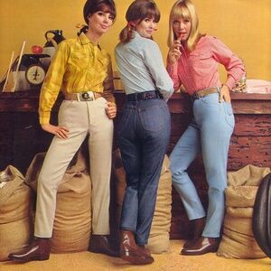 Vintage Lee’s Jeans 1970's 👖 so cute on!!! 💡 light wash